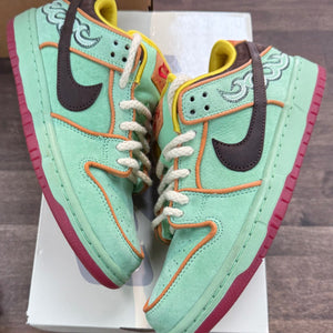 Nike SB Dunk Low Rodeo Tourmaline - Image 1