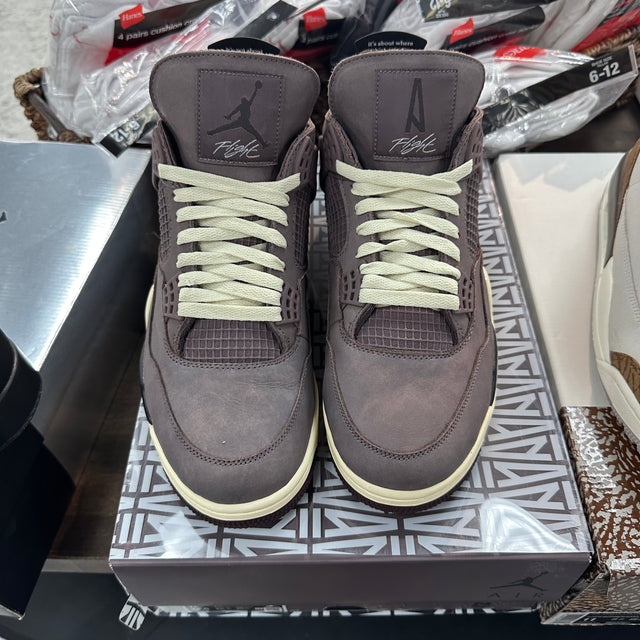 A Ma Maniere Violet Jordan 4 (USED)