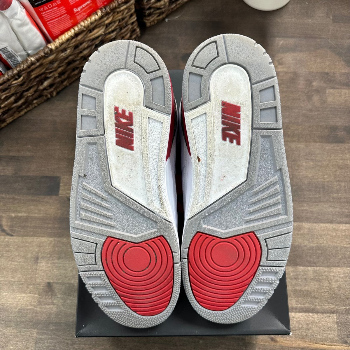 Jordan 3 Retro Fire Red (2022) - Image 6