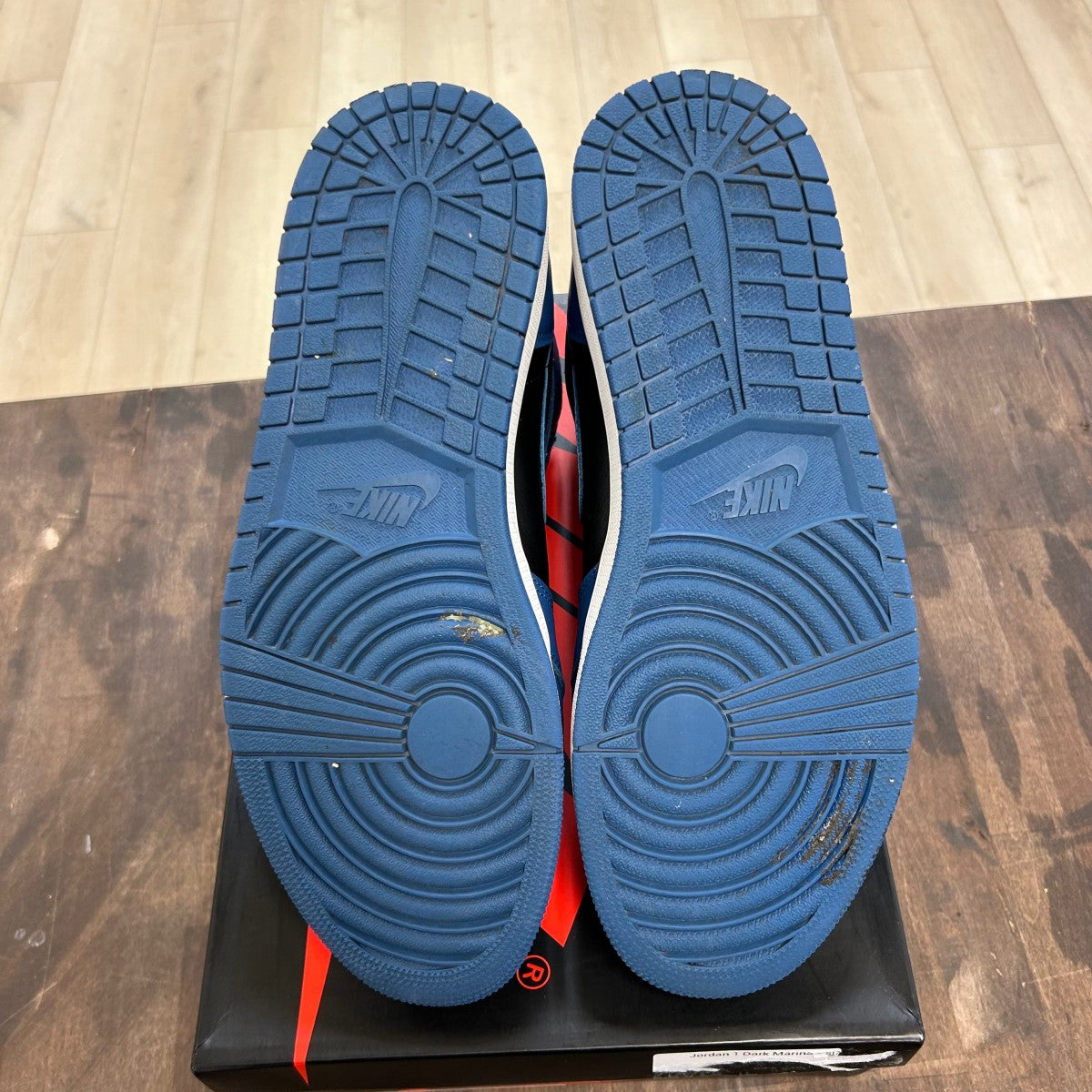 Jordan 1 Retro High OG Dark Marina Blue - Image 5