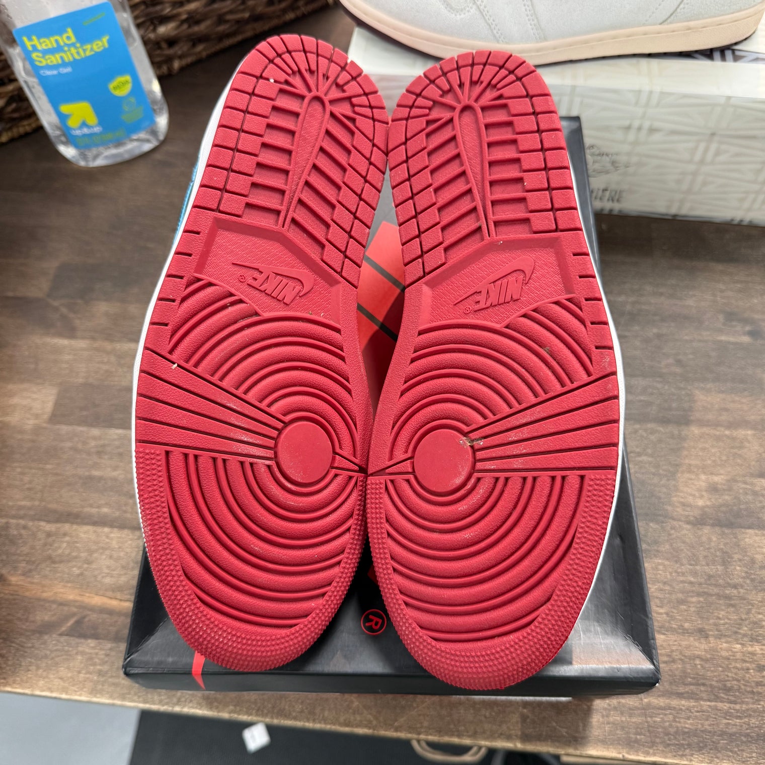 NC to Chi Jordan 1 Low OG (W) (USED)