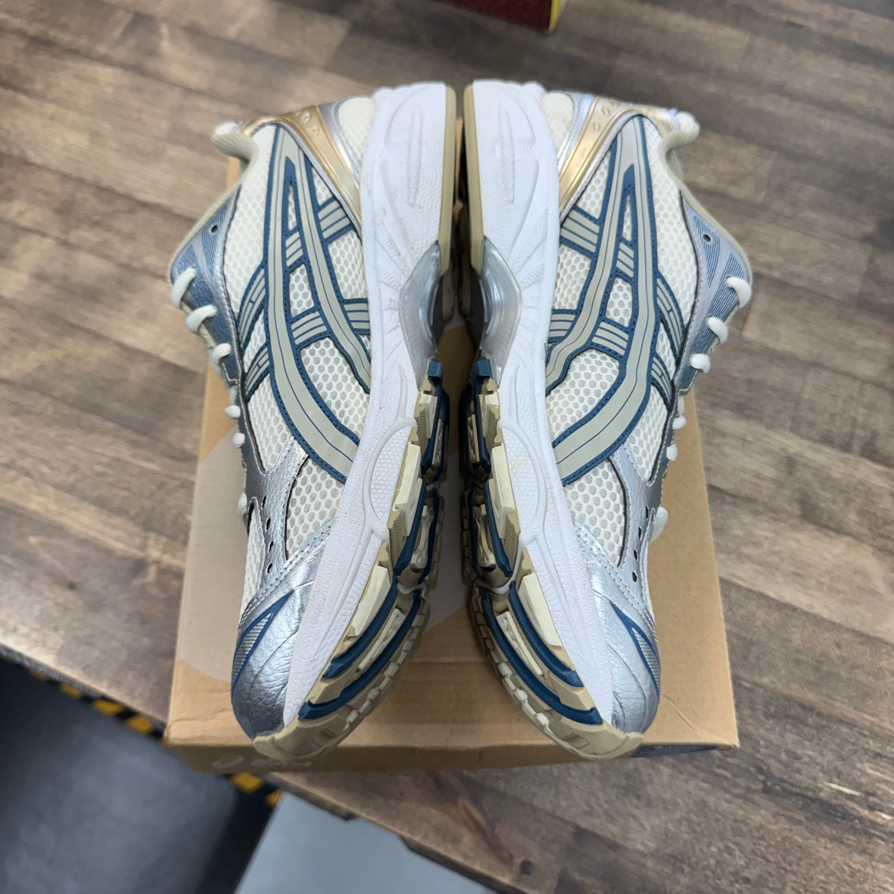 ASICS Cream Pure Silver Champagne Asics Gel-Kayano 14 (USED) Size 11 (Pre-Owned) - Image 3