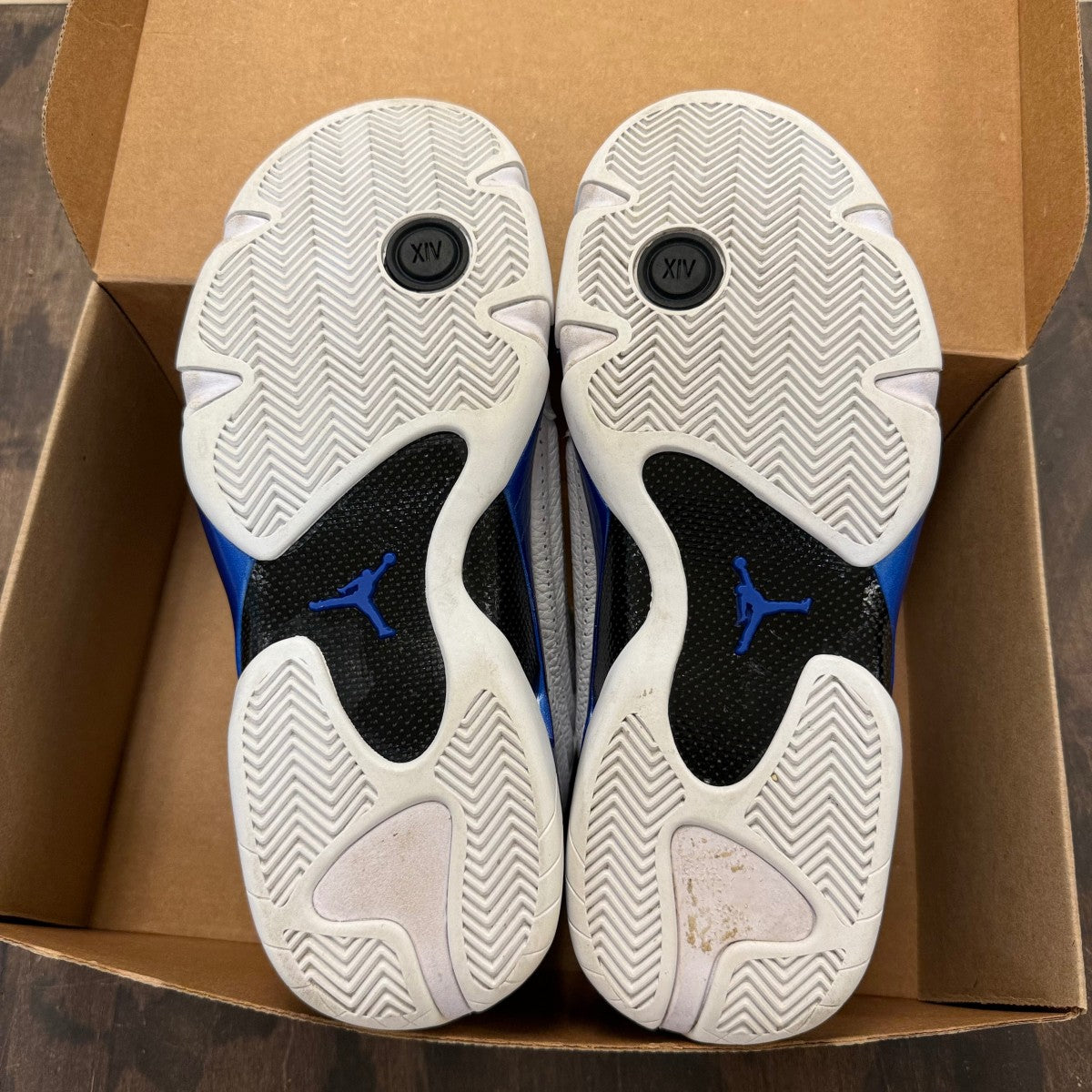 Jordan 14 Retro White Hyper Royal Size 11 (Pre-Owned) - Image 5