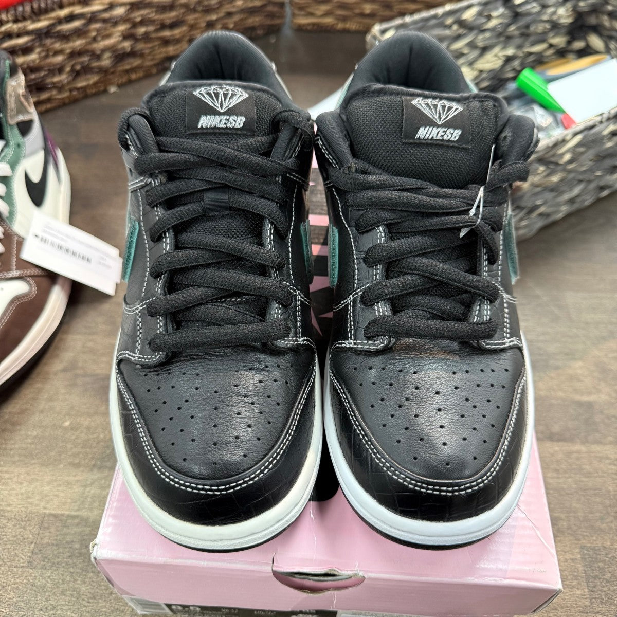 Nike SB Dunk Low Diamond Supply Co. Black Diamond - Image 3