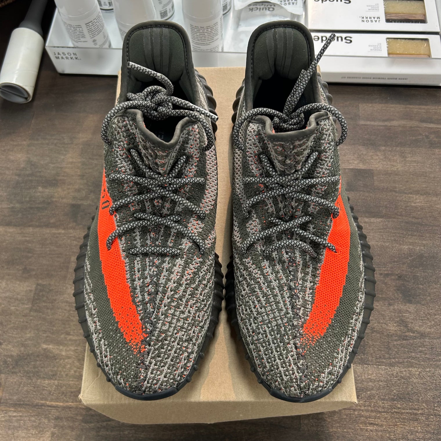 Carbon Beluga Yeezy 350 (USED,No Box)