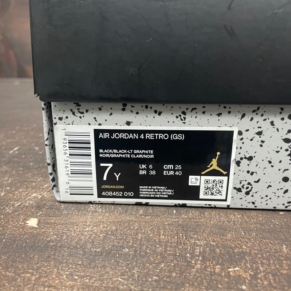 Jordan 4 Retro Black Cat (2020) (GS) Size 7Y (Pre-Owned) - aux