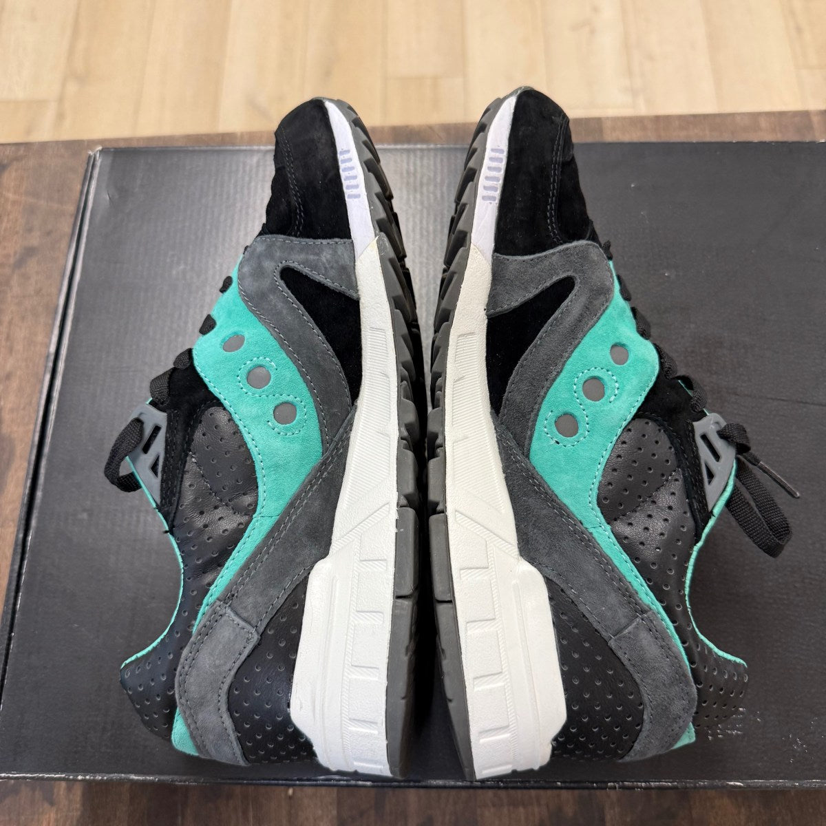 Premier x Saucony 'Work Play' Pack Size 10 (Pre-Owned) - Image 9