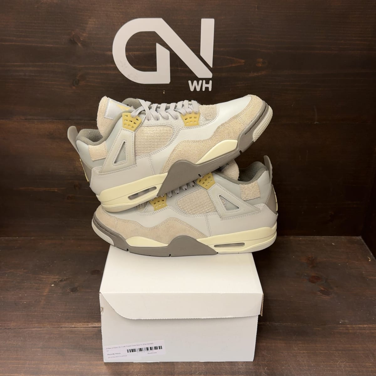 Jordan 4 Retro SE Craft Photon Dust Size 11 (Pre-Owned) - front