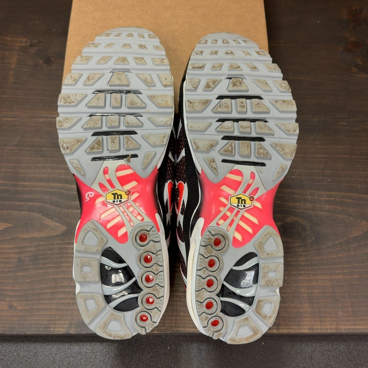 Nike Air Max Plus Hot Lava Size 11 (Pre-Owned) - Image 8