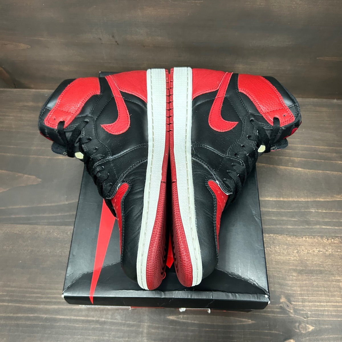 Jordan 1 Retro High Bred Banned (2016) - Image 3