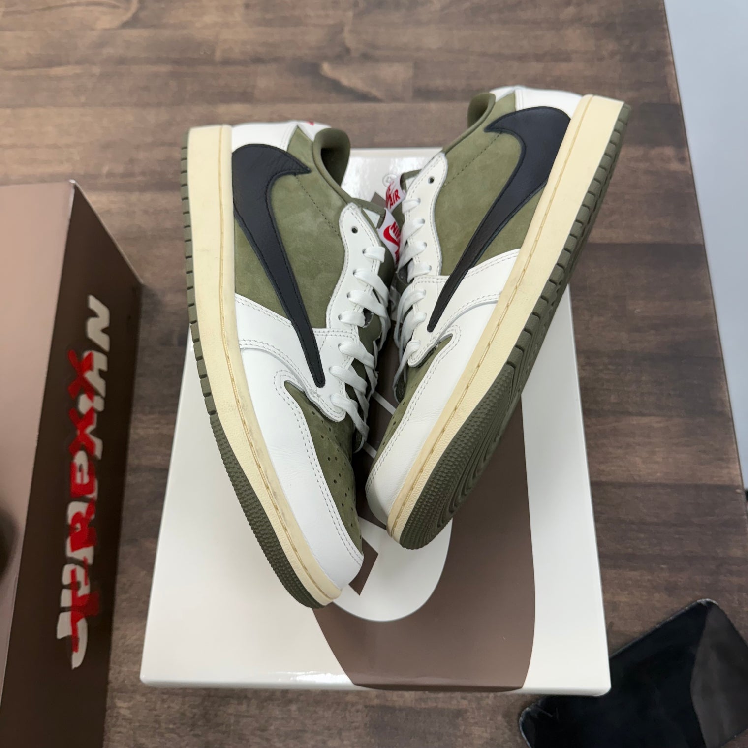 Medium Olive Travis Scott Jordan 1 Low OG SP (Used)