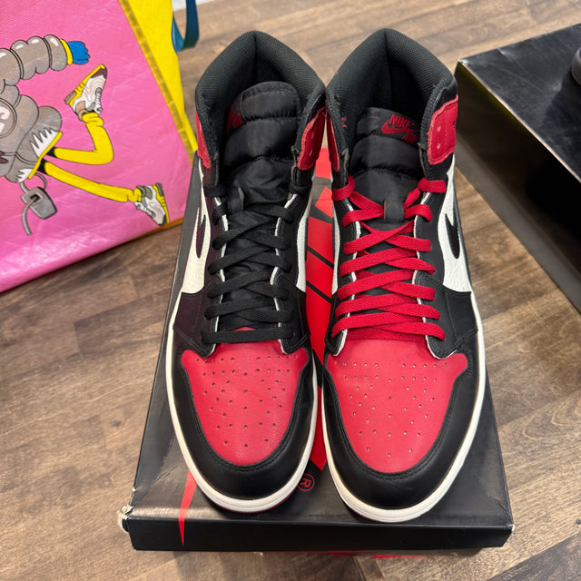 Bred Toe Jordan 1 High (USED, Replacement Box)