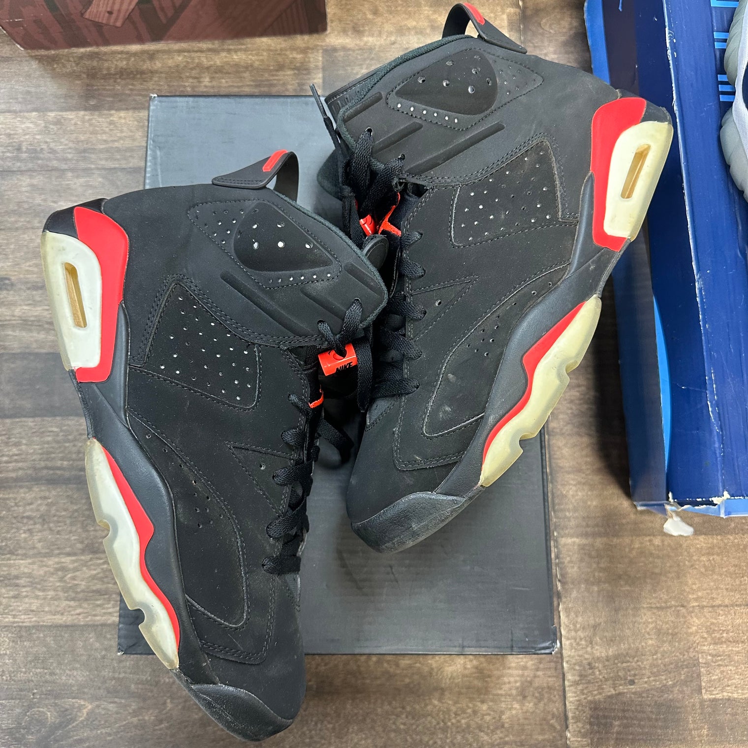 Black Infrared Jordan 6 Retro (2019) (USED)