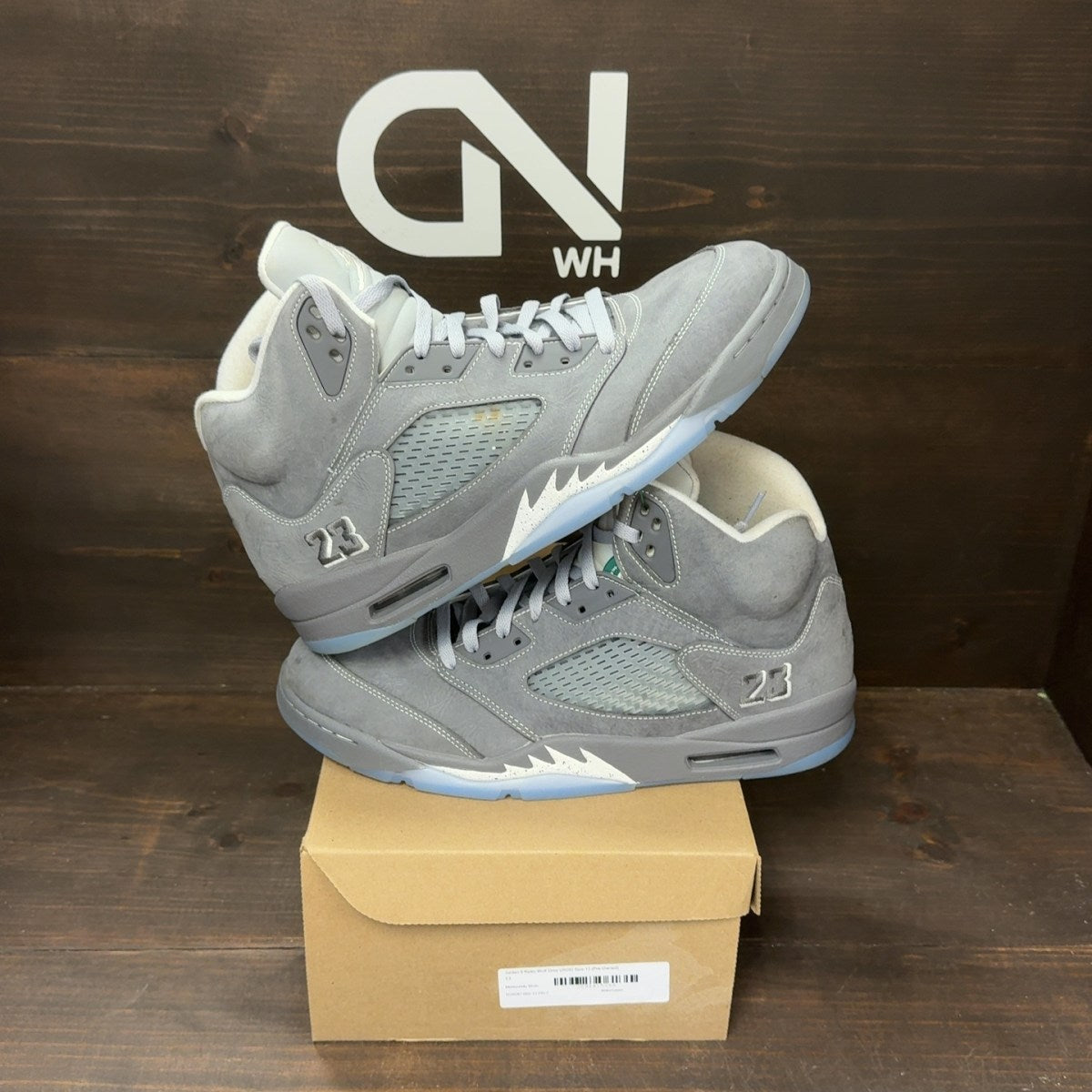 Jordan 5 Retro Wolf Grey (2026) Size 13 (Pre-Owned) - Image 1