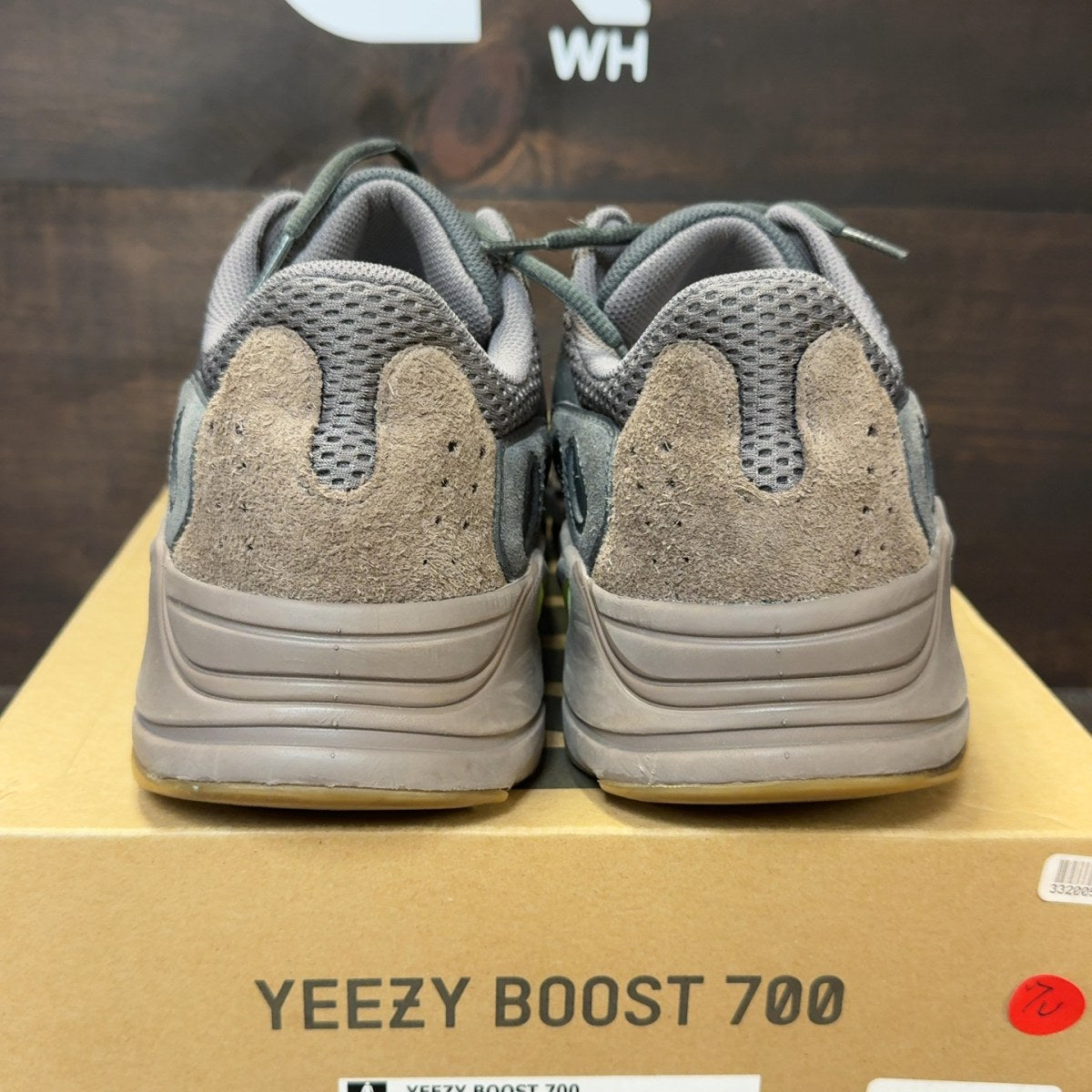 adidas Yeezy Boost 700 Mauve - Image 5