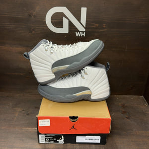Jordan 12 Retro White Dark Grey Size 10 (Pre-Owned) - front