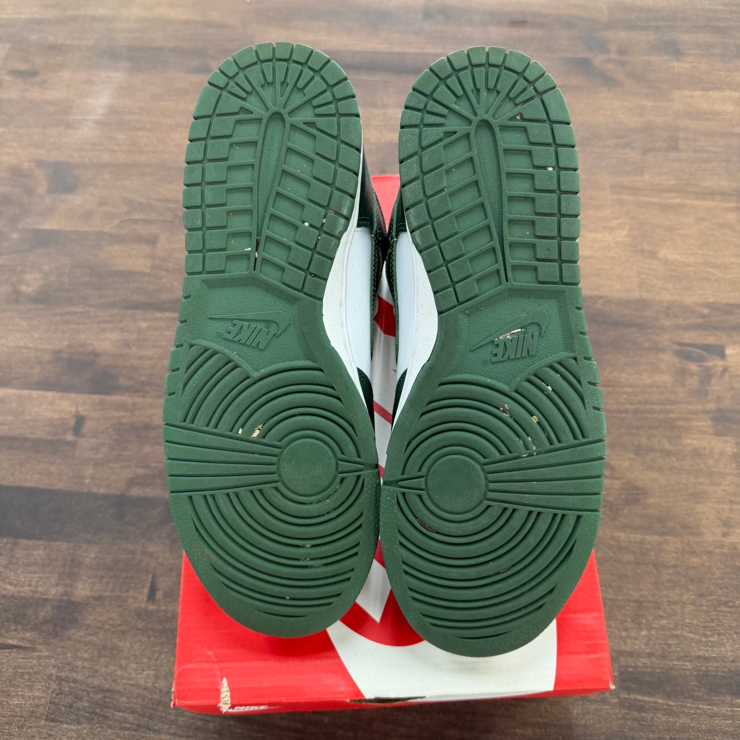 Australia Nike Dunk High (USED)