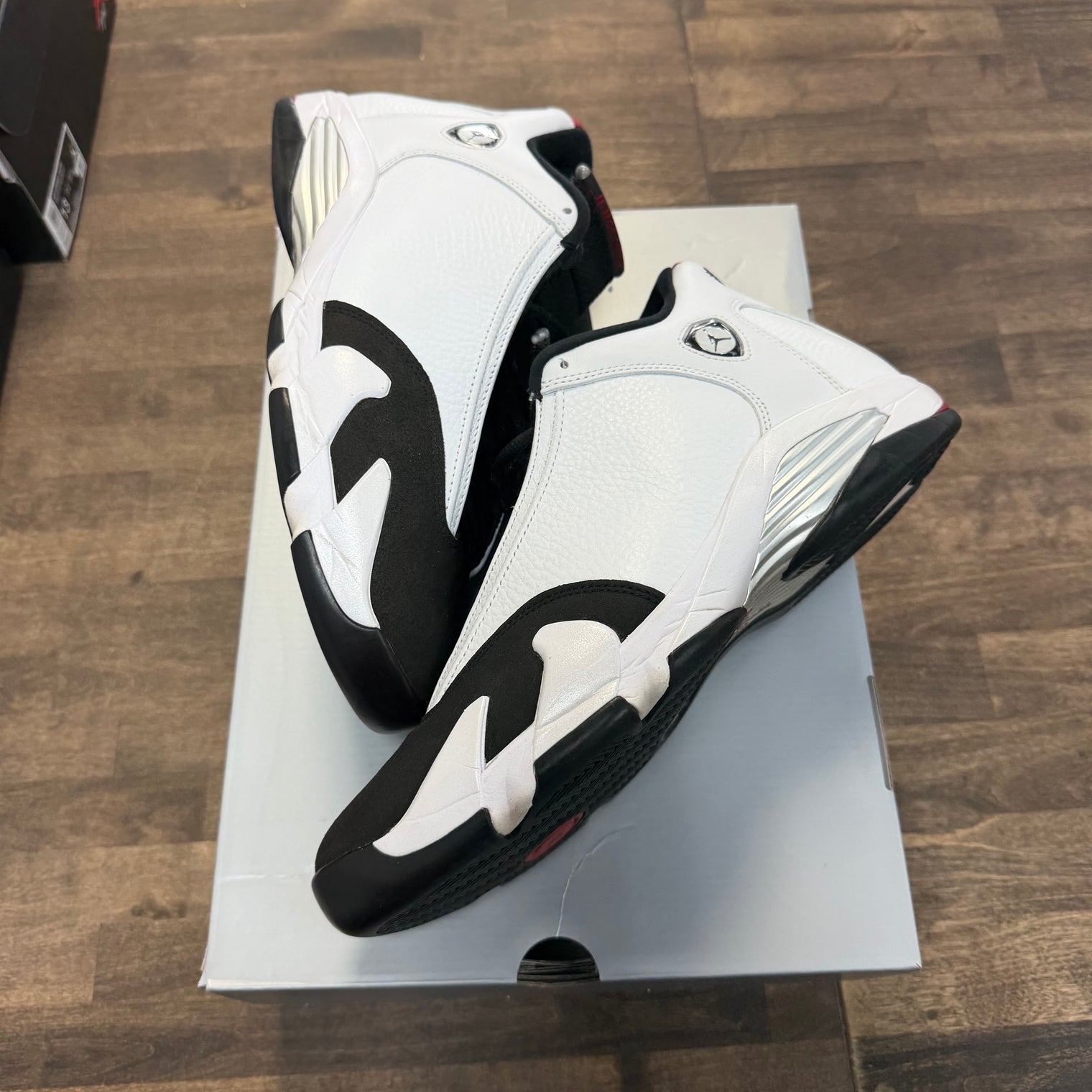 Black Toe Jordan 14 (2025) (USED)
