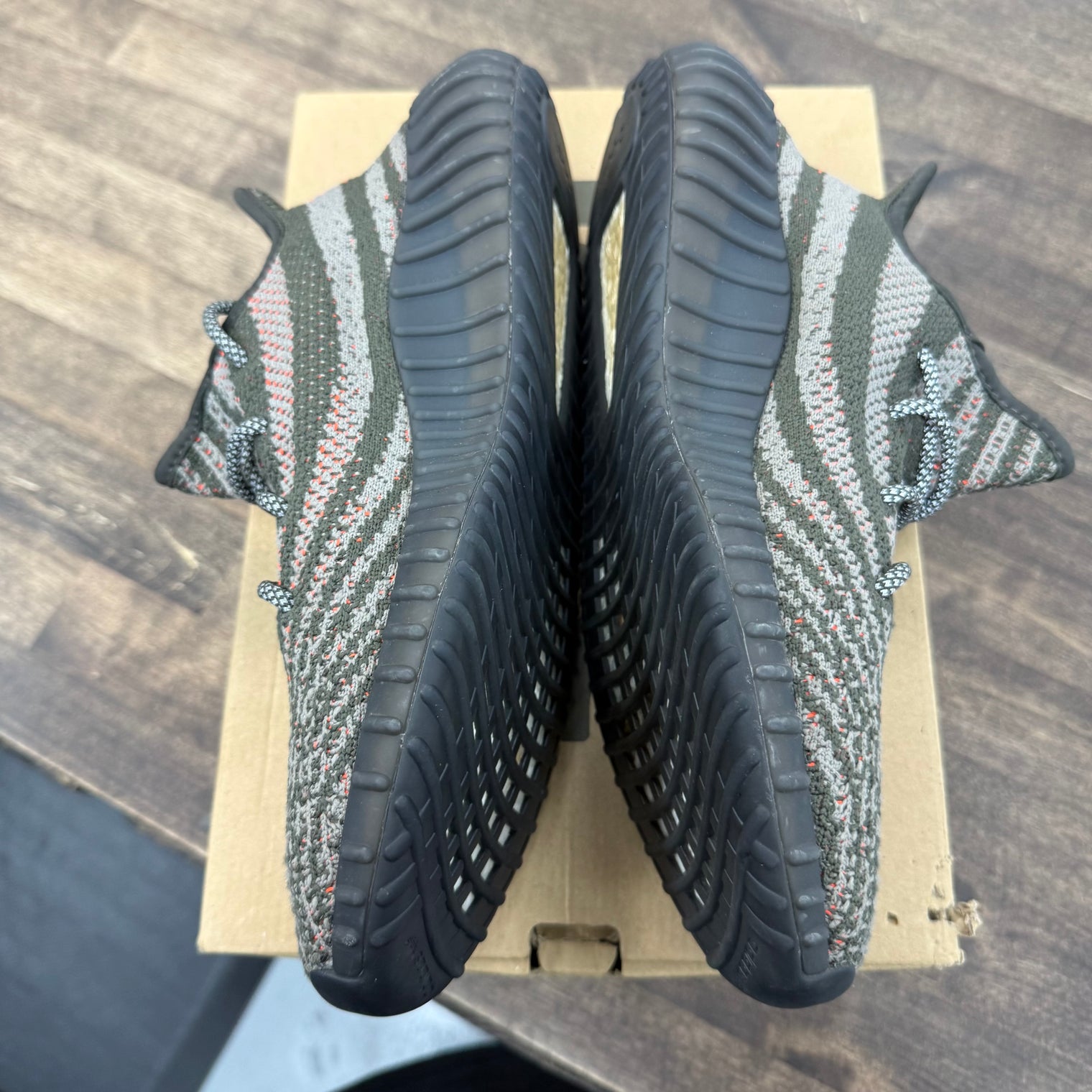 Carbon Beluga Yeezy 350 (USED)