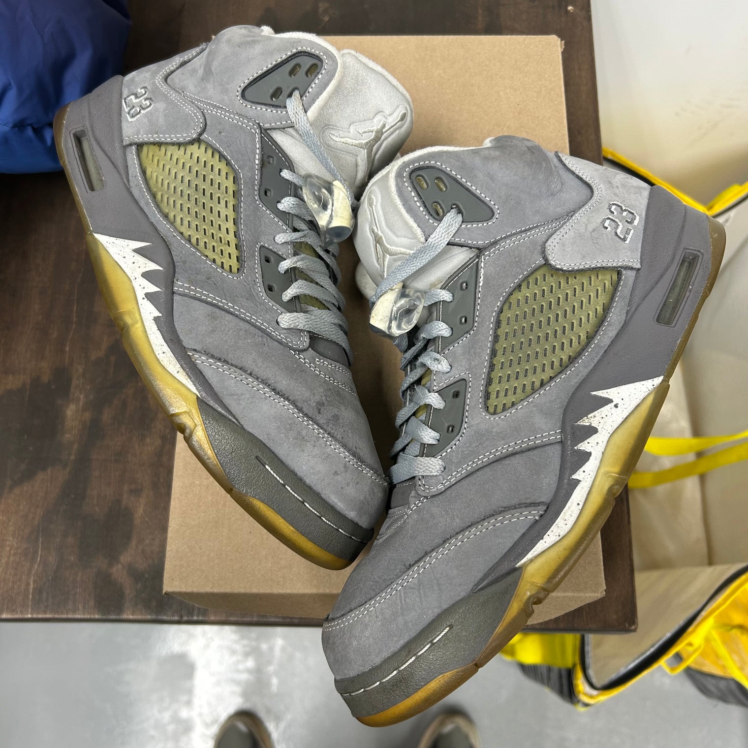 Wolf Grey Jordan 5 (USED, No Box)