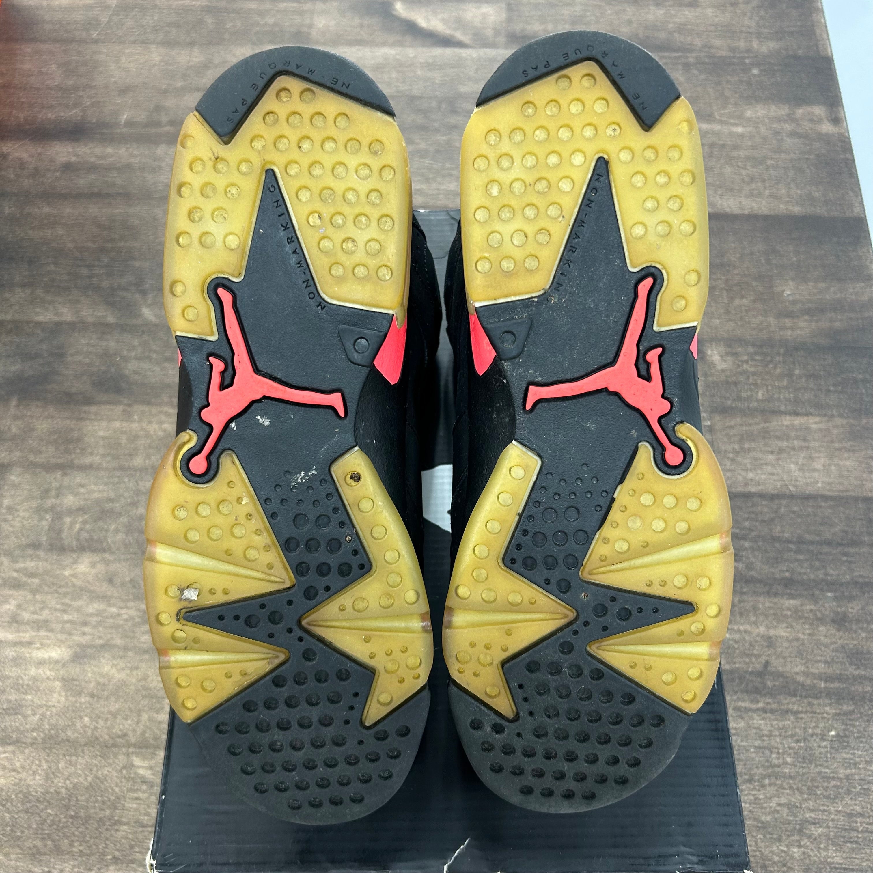 Jordan Black Infrared Jordan 6 Retro (2014) (GS) (USED) Size 7Y (Pre-Owned) - Image 5