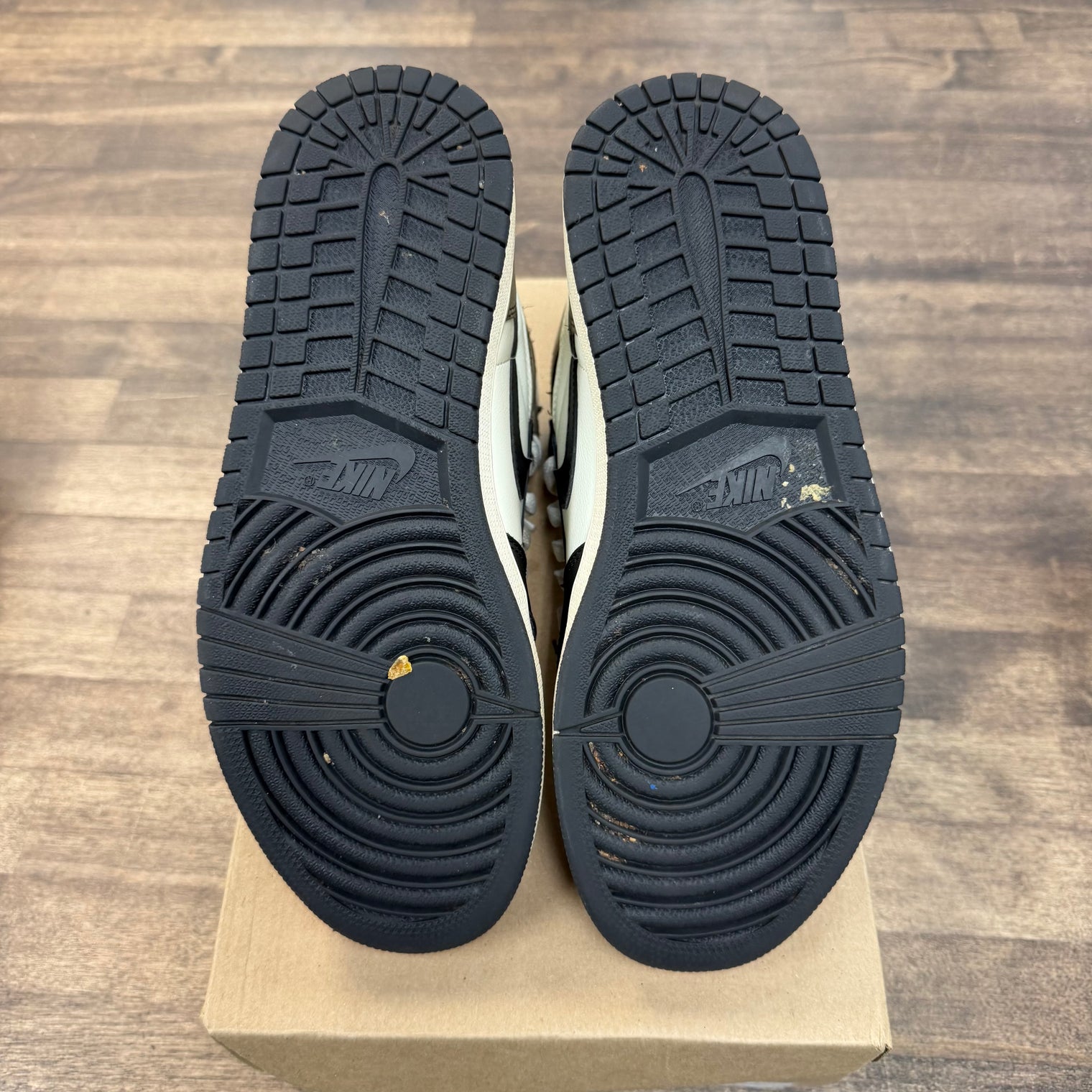 Mocha Jordan 1 High (USED, No Box)