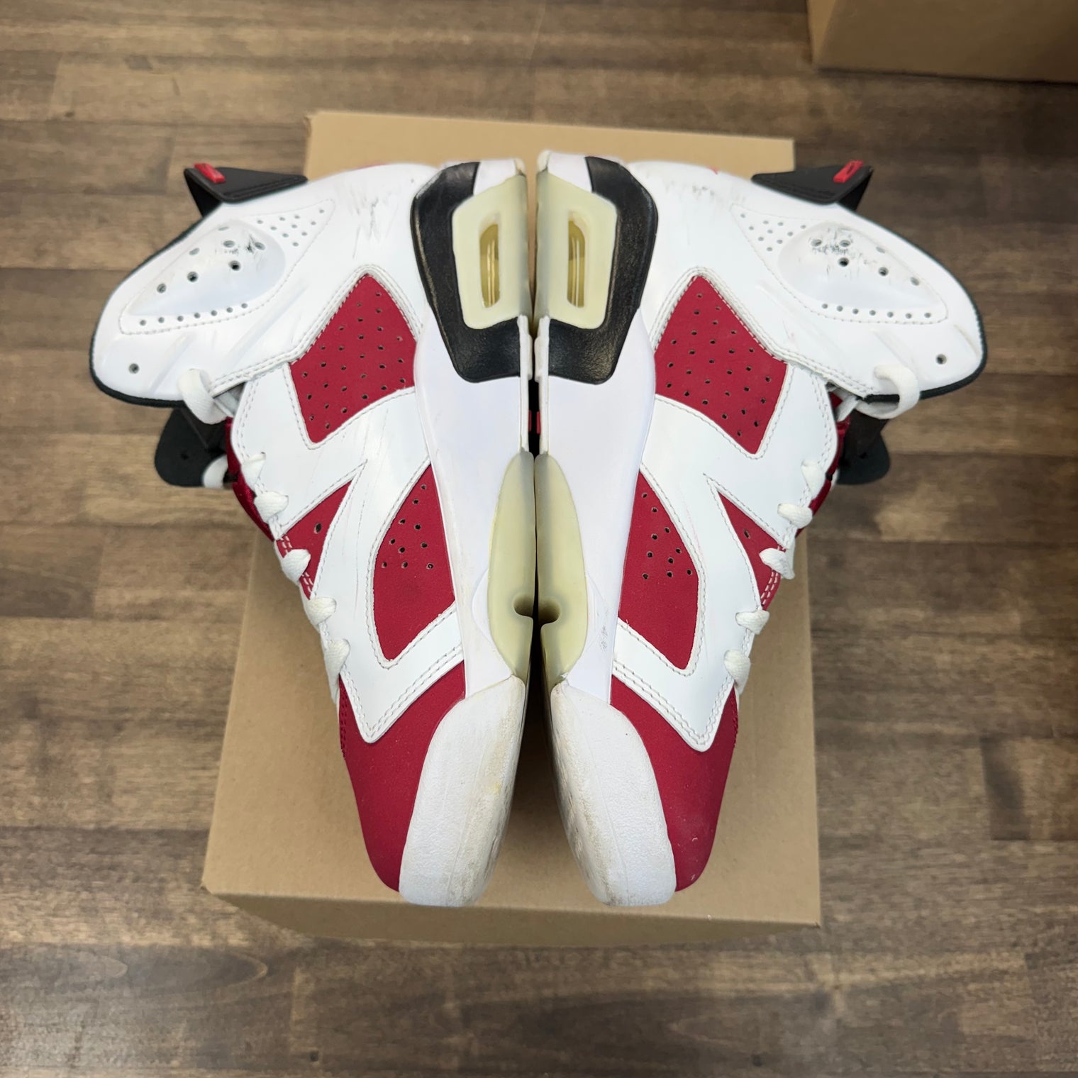 Carmine Jordan 6 Retro (USED, No Box)