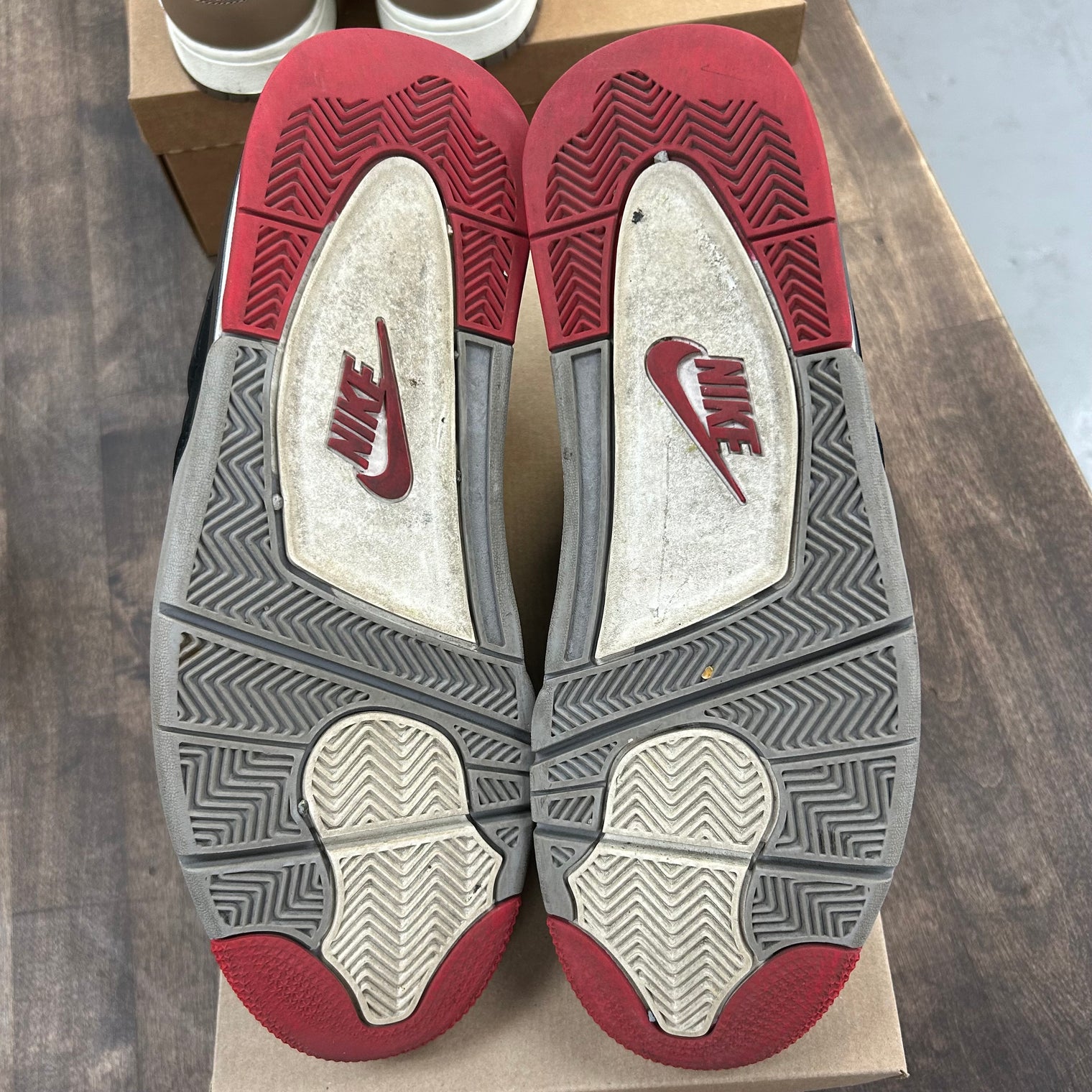 Bred Jordan 4 (2019) (USED, No Box)