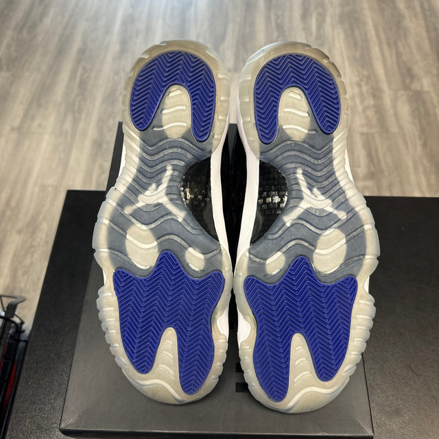 Space Jam Jordan 11 (USED)