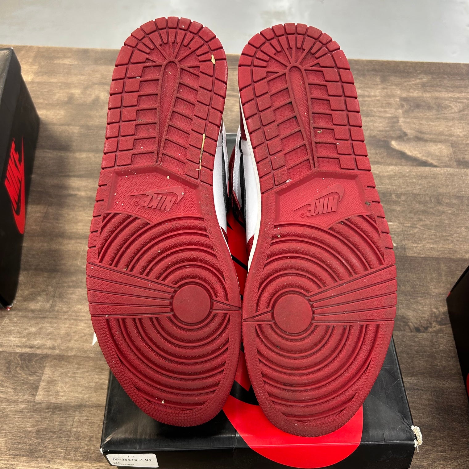 Chicago Jordan 1 Retro (2015) (USED)