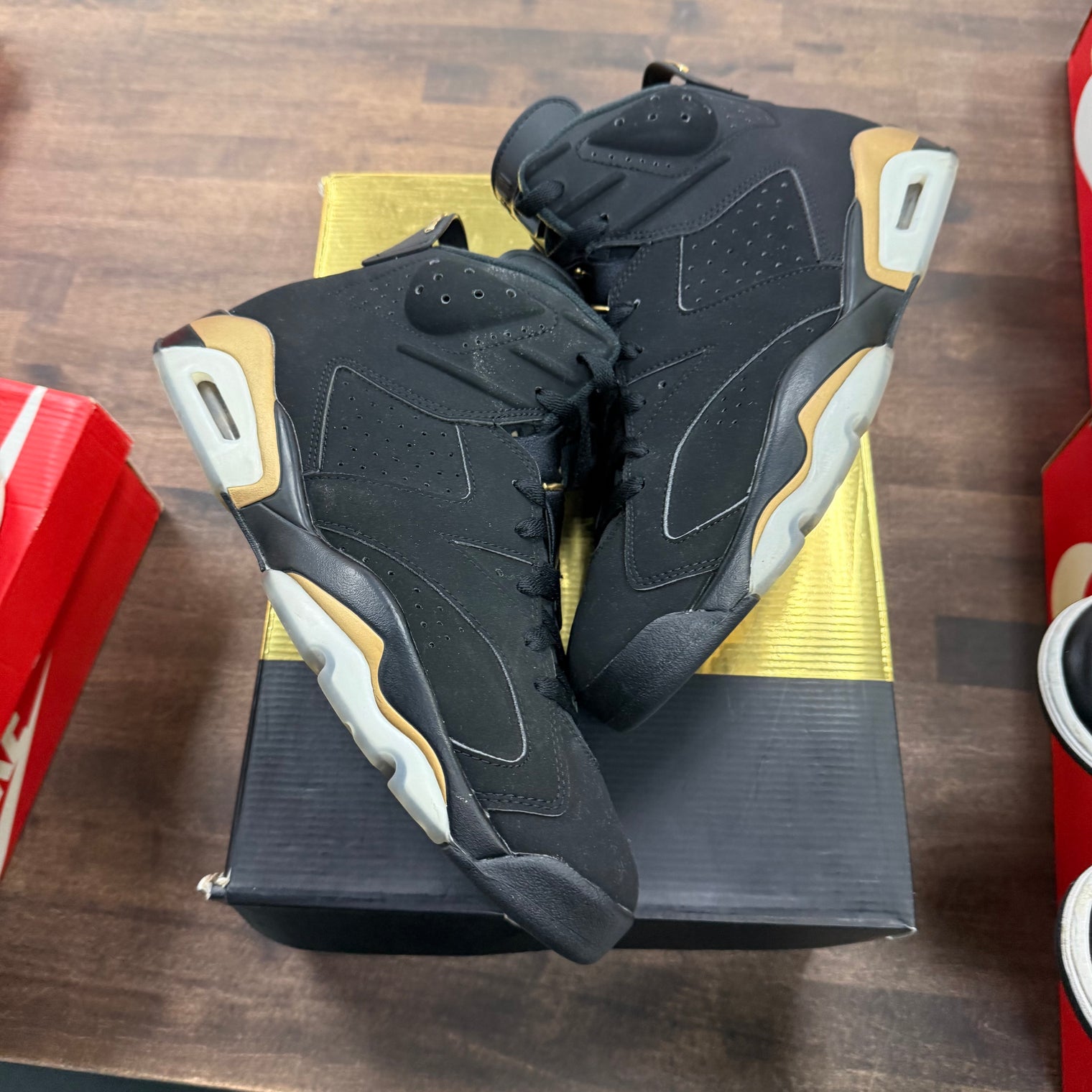 DMP Jordan 6 Retro (USED)