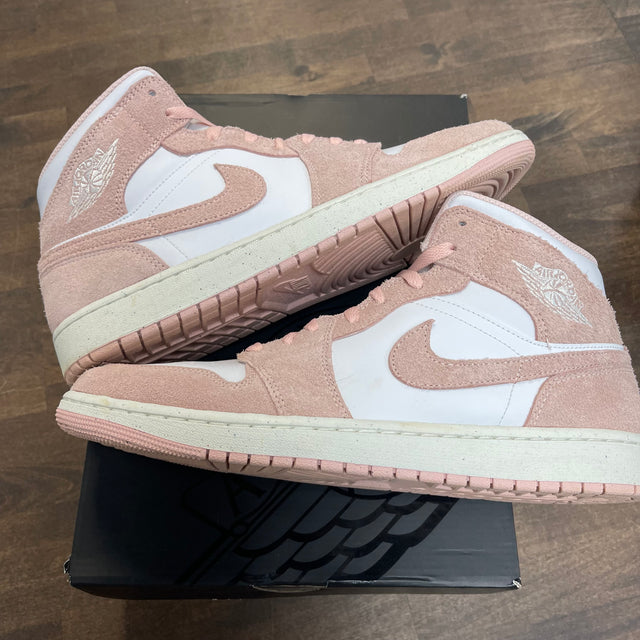 Legend Pink Jordan 1 Mid SE (USED)