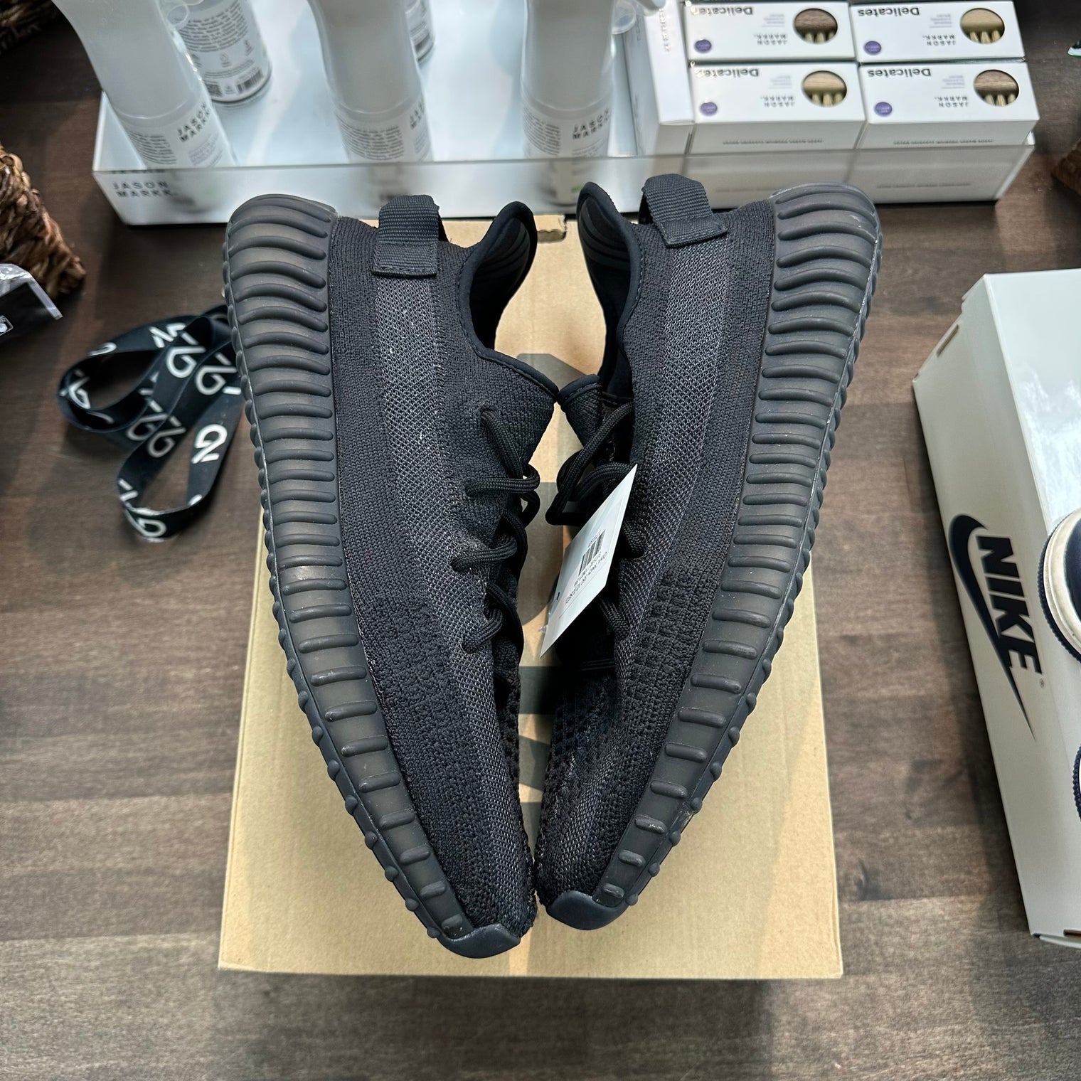 Onyx Yeezy 350 V2 (USED)