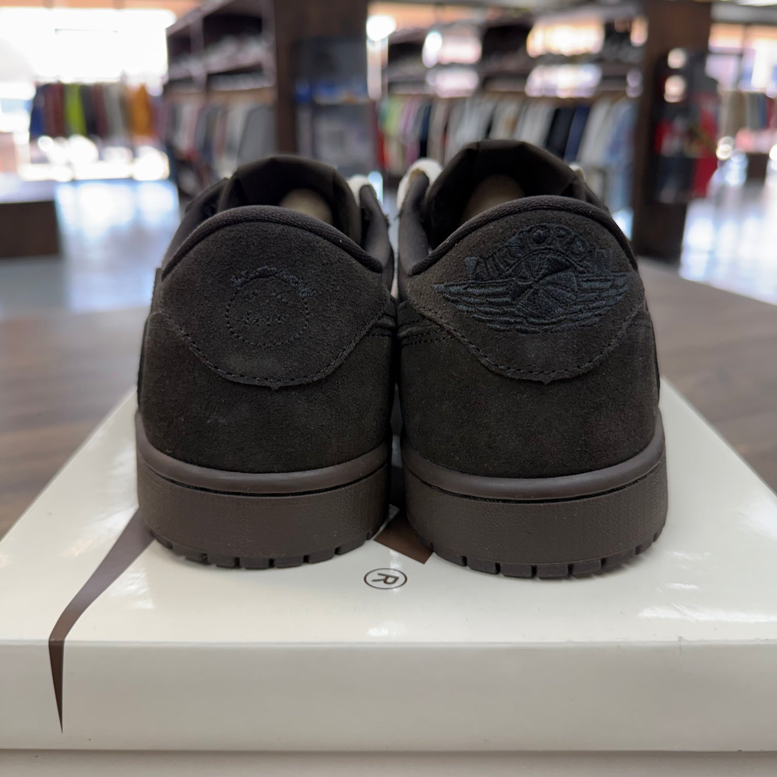Travis Scott Velvet Brown Jordan 1 Retro Low OG SP (USED)
