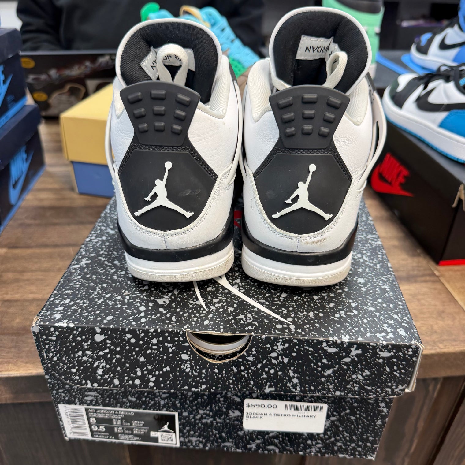 Jordan 4 Retro Military Black (US 8) (USED)