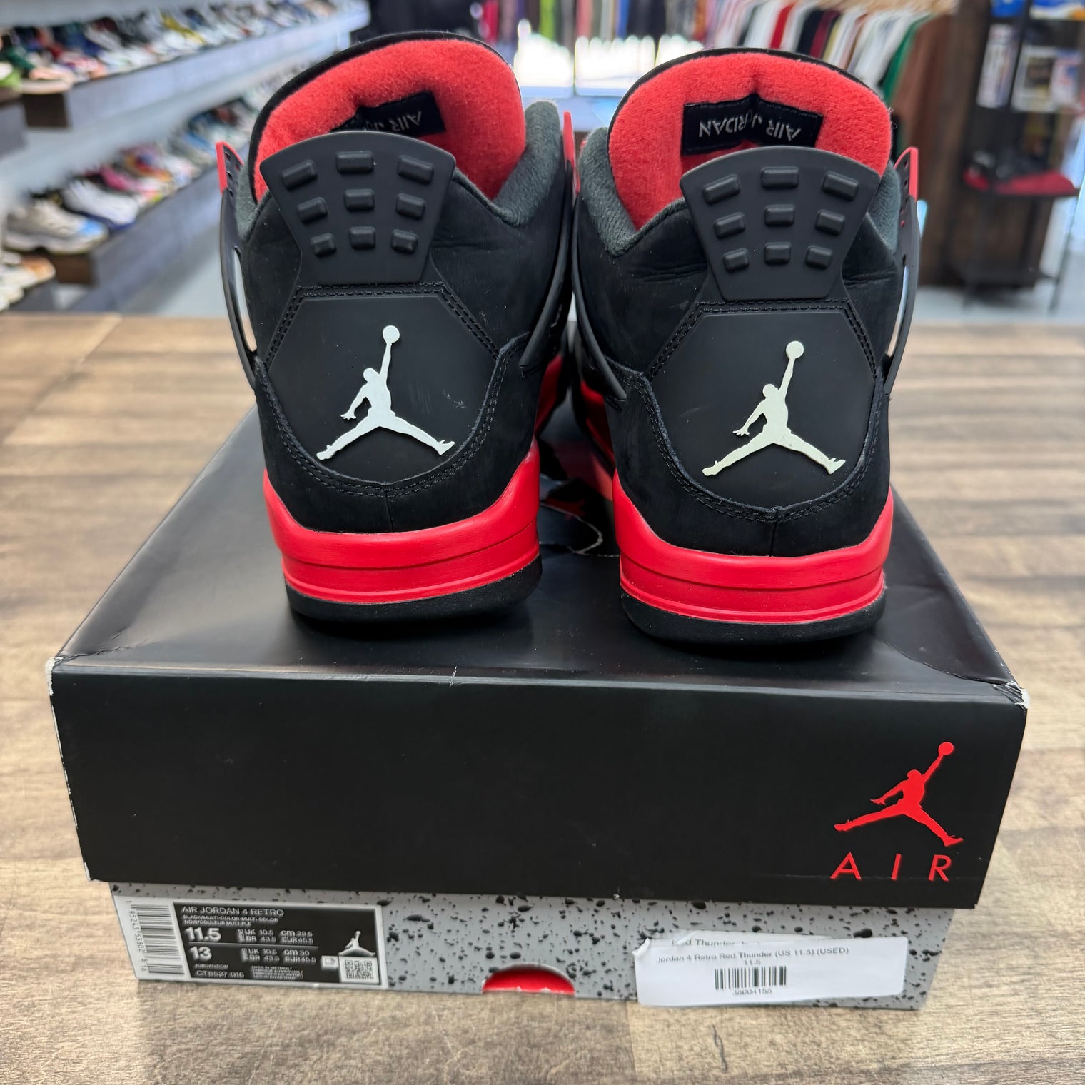 Jordan 4 Retro Red Thunder (US 11.5) (USED)