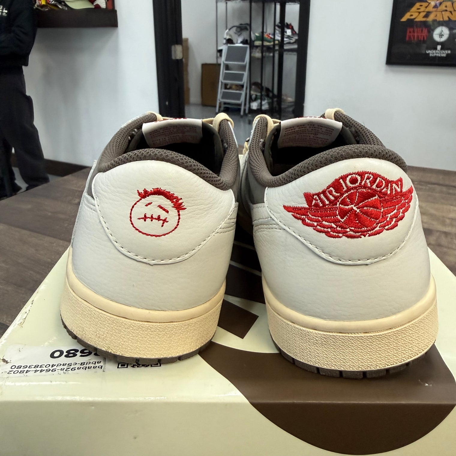 Travis Scott Reverse Mocha Jordan 1 Low OG (USED)