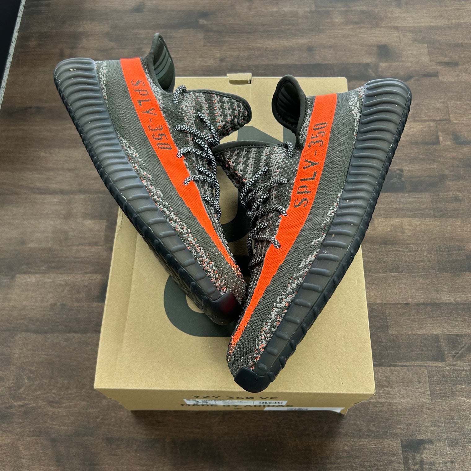 Carbon Beluga Yeezy 350 (USED)