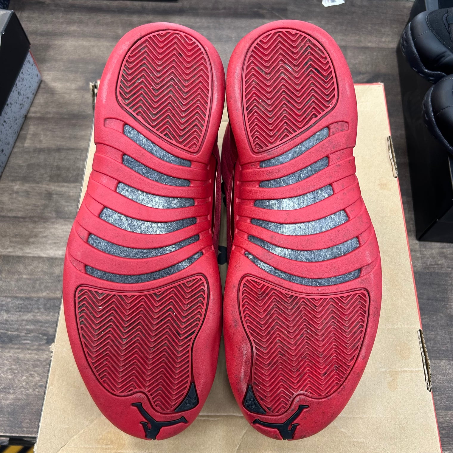 Gym Red Suede Jordan 12 (USED)