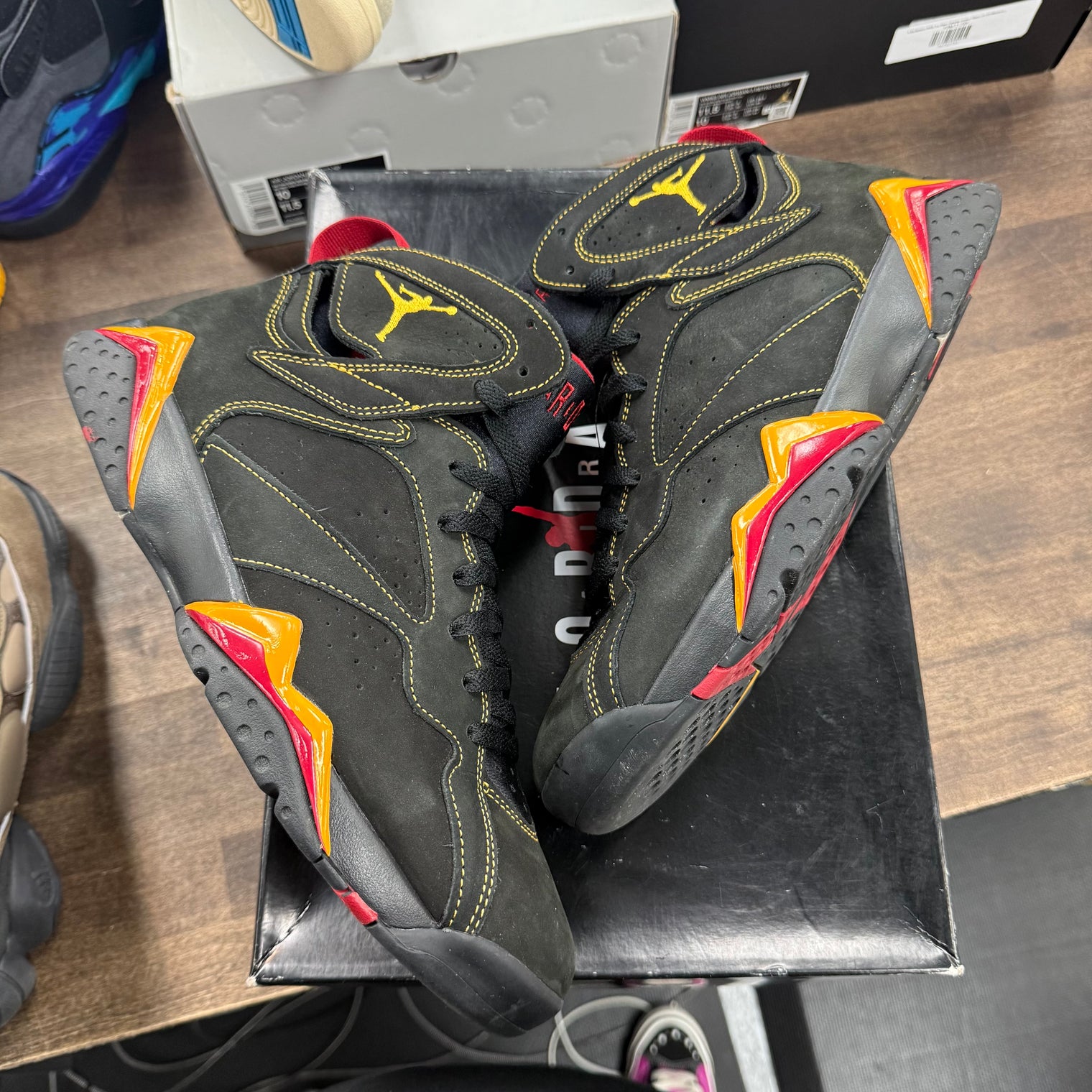 Citrus Jordan 7 Retro (USED)