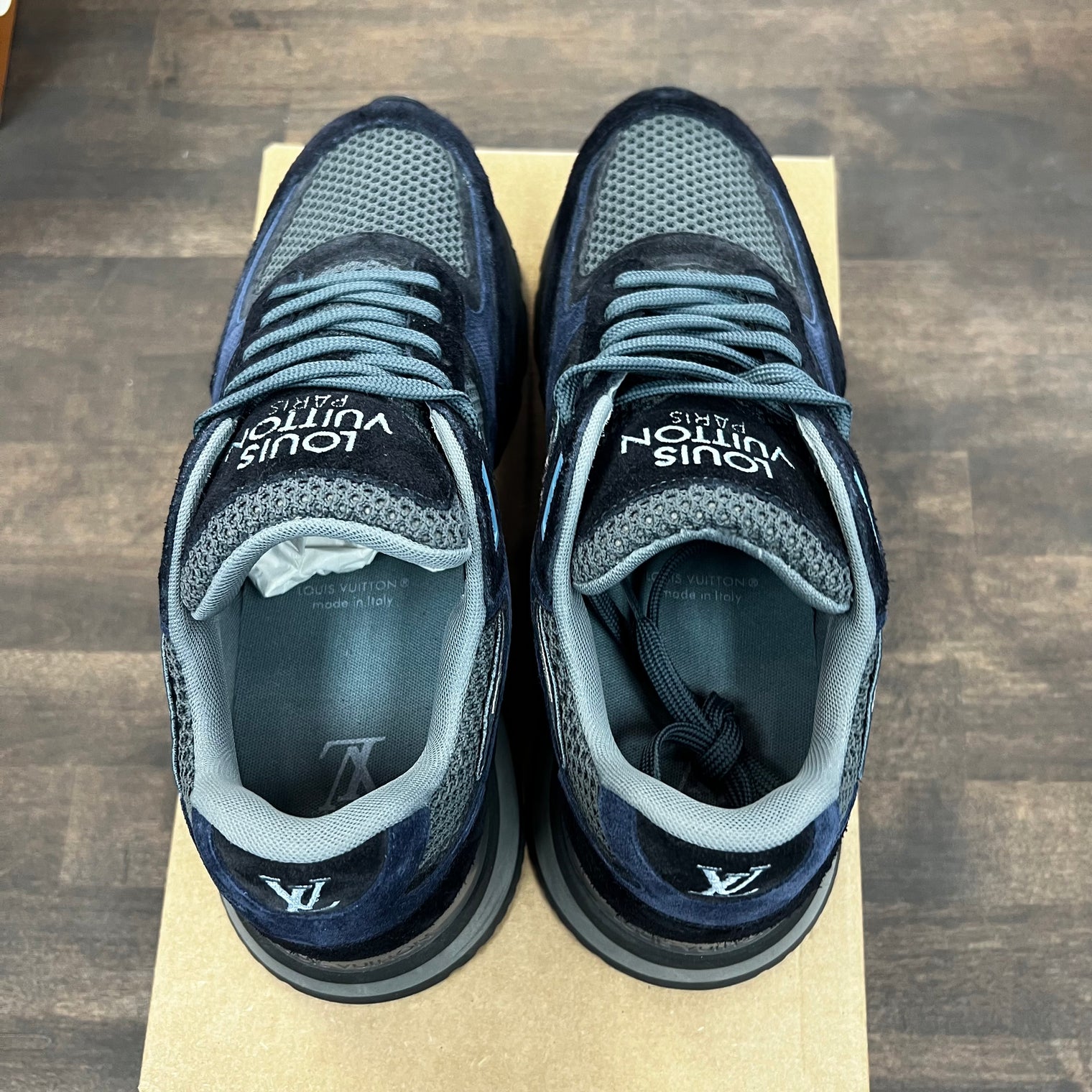 Louis Vuitton Runner Runaway Navy Shoe (USED ,no box)
