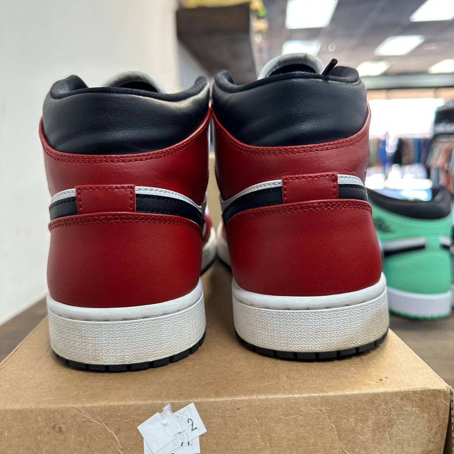 Jordan 1 Mid Chicago Toe (US 12) (USED, No Box)