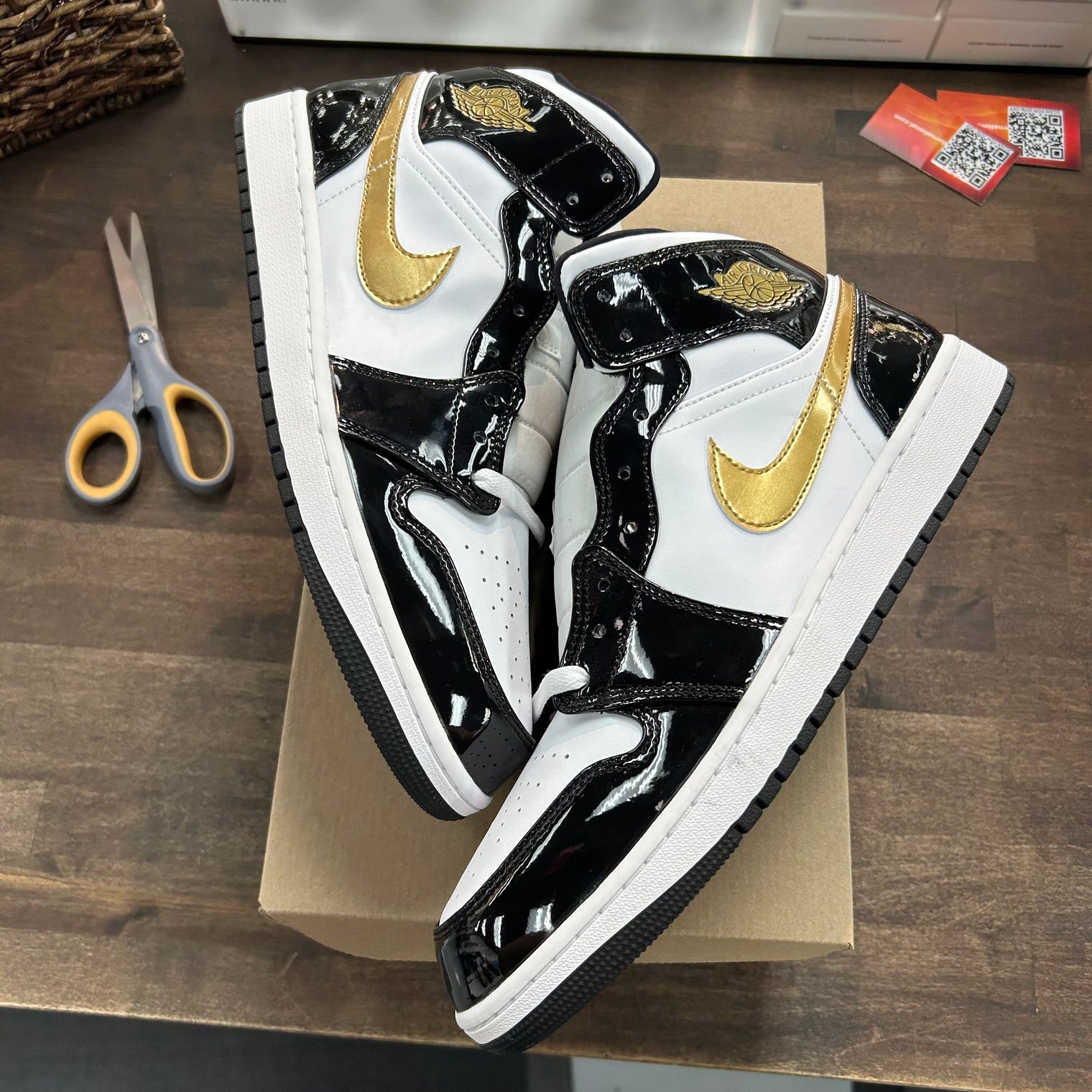 Patent Black Metallic Silver Gold Jordan 1 Mid SE (Lightly Worn, No Box)