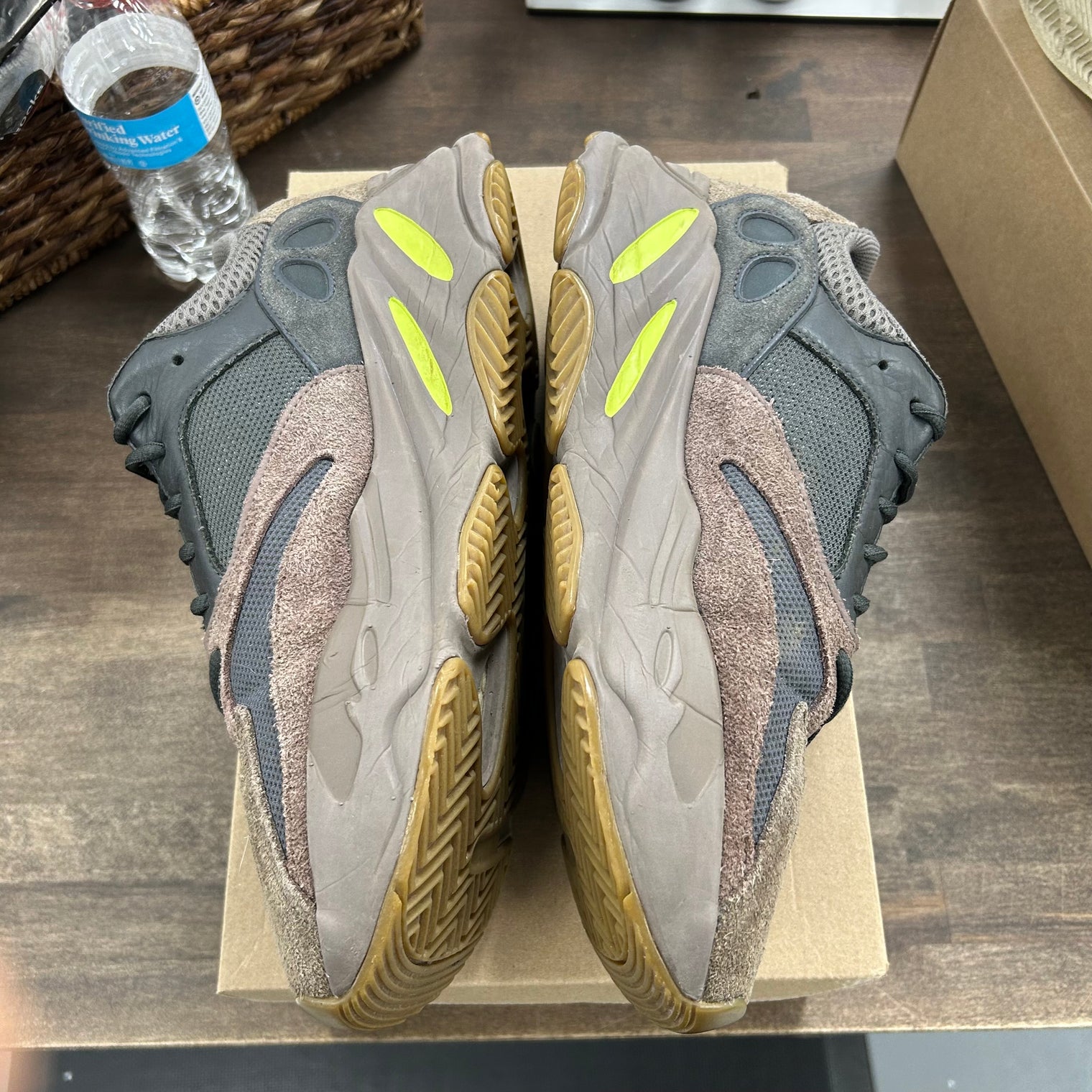 Mauve Yeezy 700 V1 (USED, No Box)
