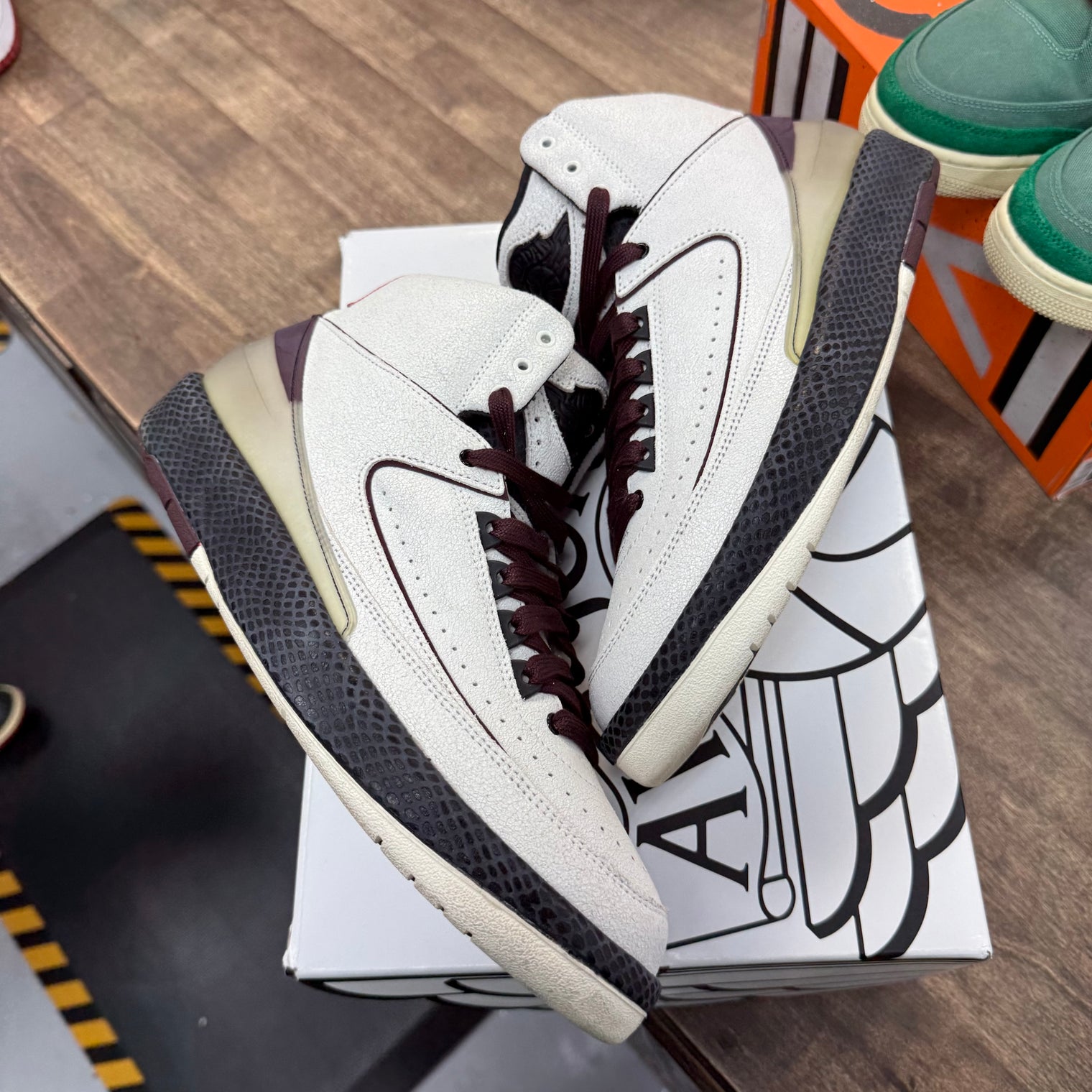 Airness A Ma Maniere Jordan 2 Retro (USED)