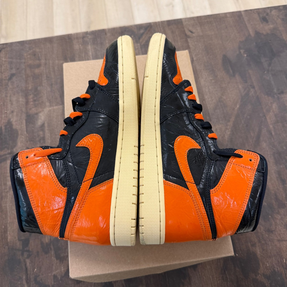 Jordan 1 Retro High Shattered Backboard 3.0 Size 9.5 (Pre-Owned) - Image 4