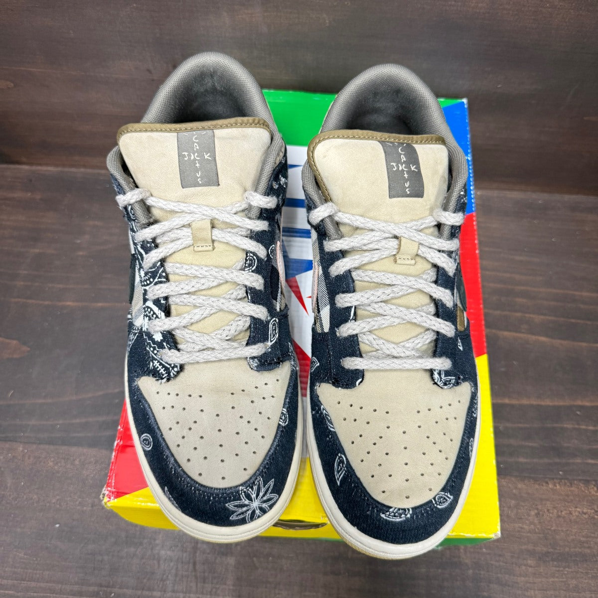 Nike SB Dunk Low Travis Scott Size 9.5 (Pre-Owned) - Image 3