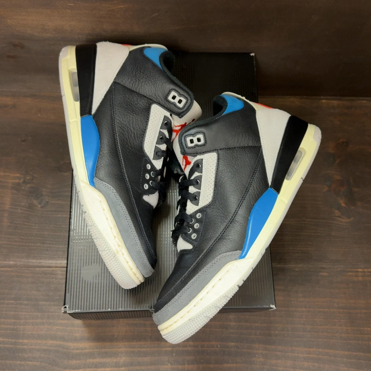 Jordan 3 Retro OG Rare Air - Image 2