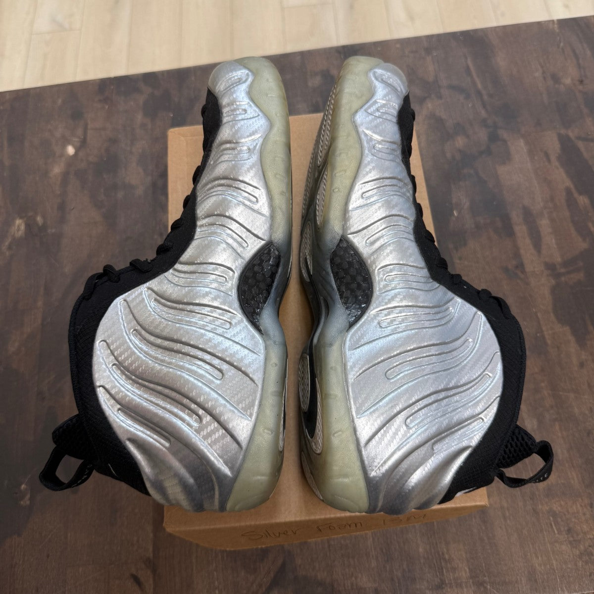 Nike Air Foamposite Pro Silver Surfer Size 13 (Pre-Owned) - Image 4