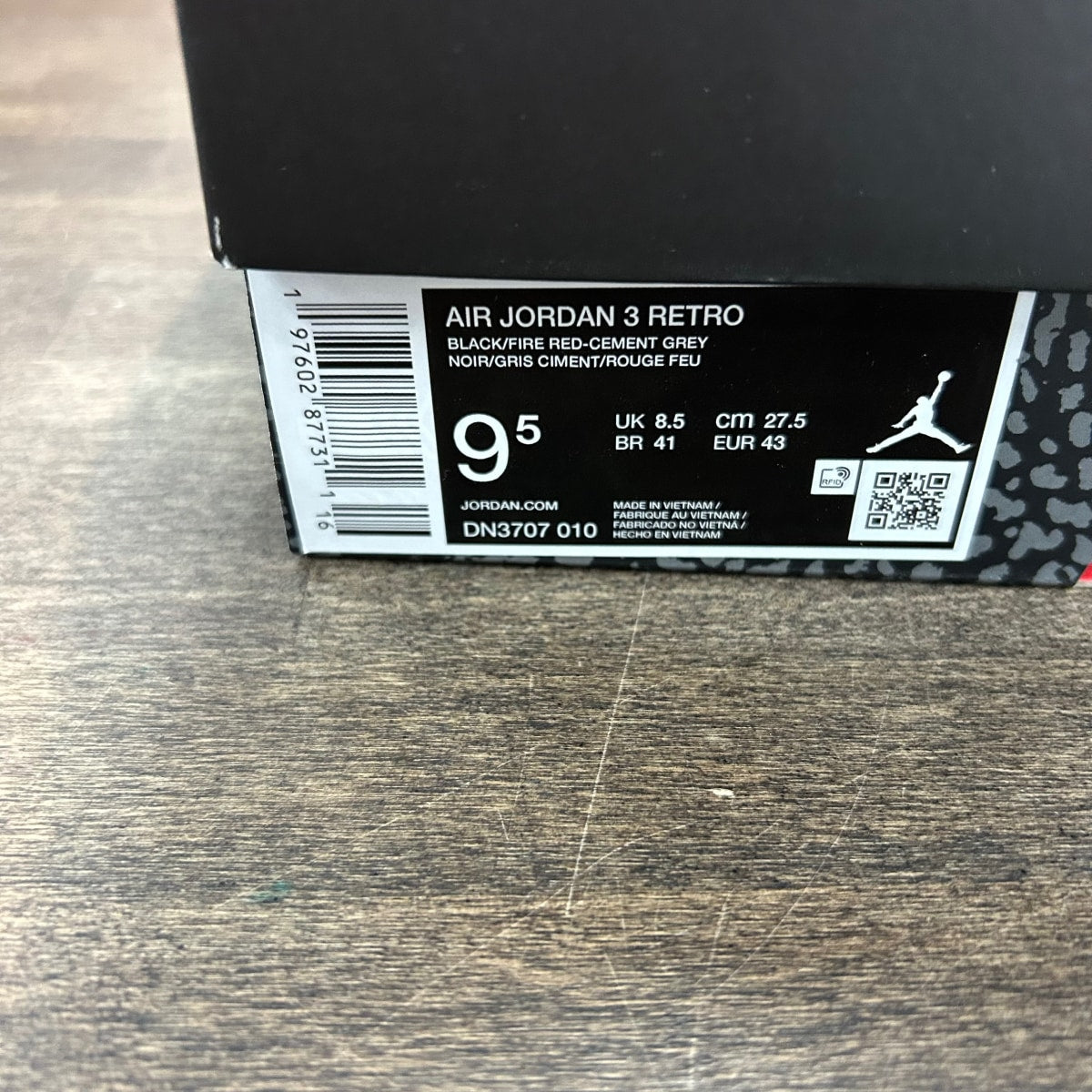 Jordan 3 Retro OG Black Cement (2024) Size 9.5 (Pre-Owned) - Image 6